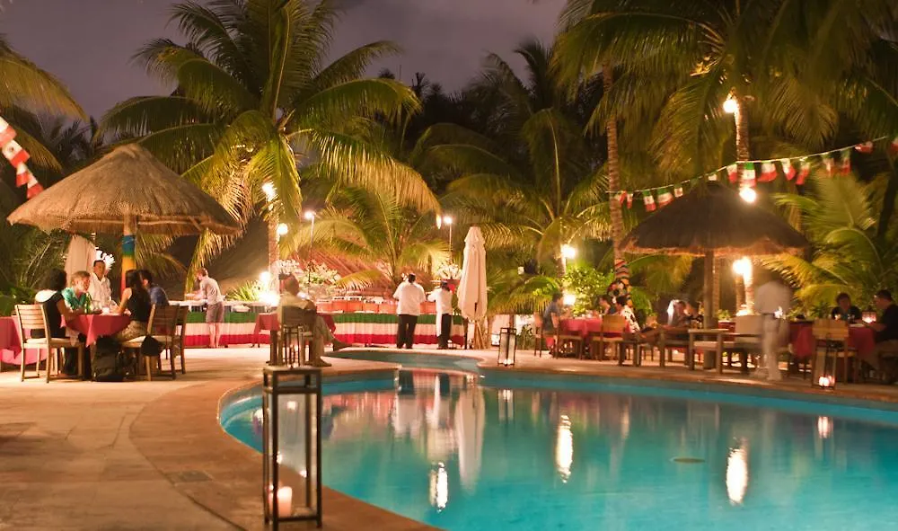 ****  Hotel Las Palapas By Mahekal Playa del Carmen México